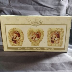 Crown 3-Piece Mini Photo Frames Set